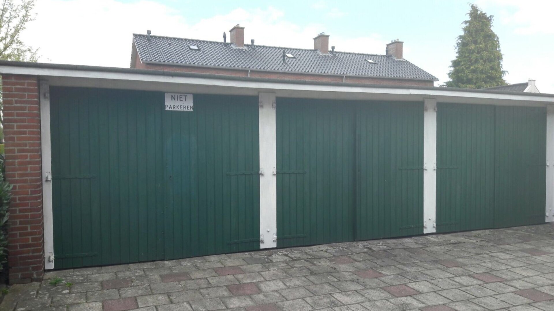 G. W. Spitzenstraat STADSKANAAL G. W. Spitzenstraat STADSKANAAL