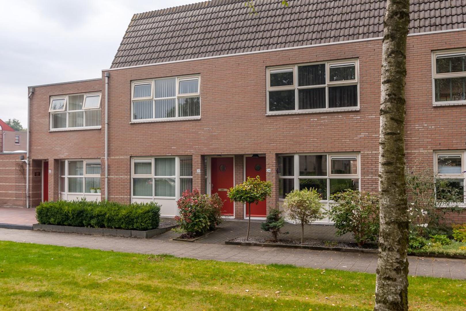 Steenuil 24 EMMEN Steenuil 24 EMMEN